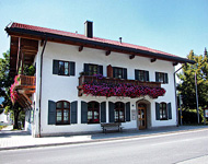 Unsere Anprechpartner Filiale Fischbachau, Kirchplatz 3, 83730 Fischbachau Unsere Anprechpartner Filiale Fischbachau, Kirchplatz 3, 83730 Fischbachau